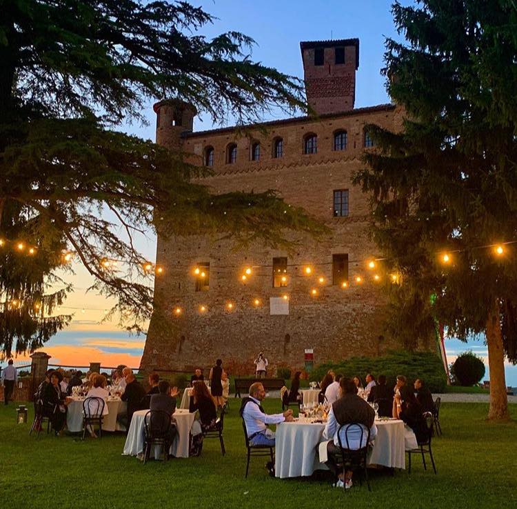 I “giovedì al chiaro di luna” questo luglio con lo chef Marc Lanteri e la musica di classe