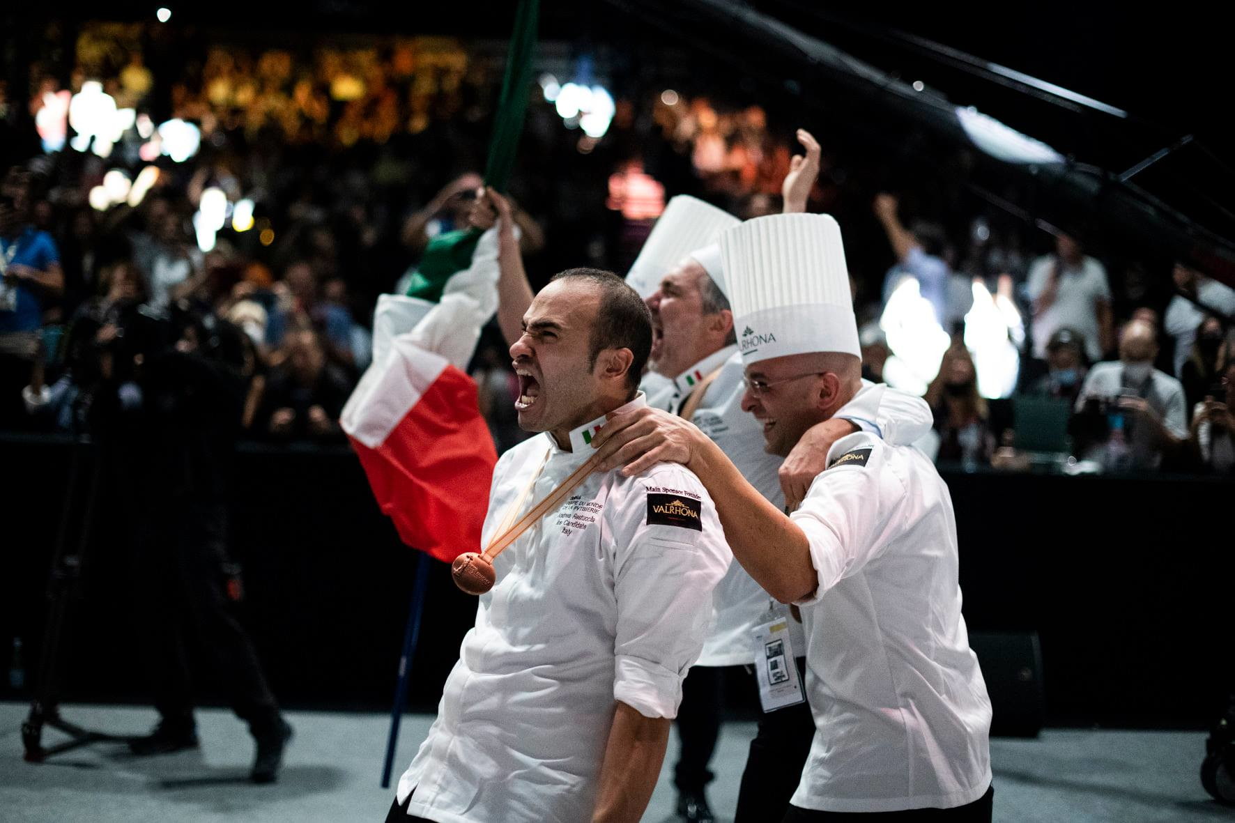 A Lione in Francia l’Italia è campione del mondo di pasticceria 2021